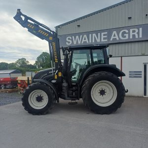 Valtra N122 Versu