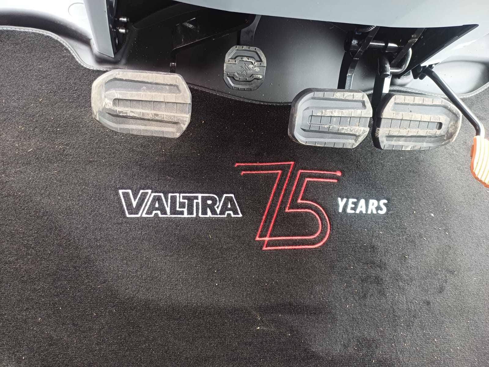 Valtra T195 Active - Image 6