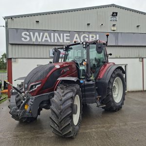 Valtra T215 Versu